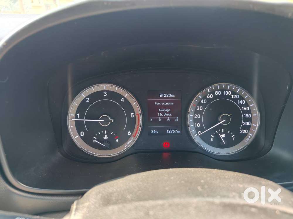 Hyundai Venue 2021 Diesel 16500 Km Driven