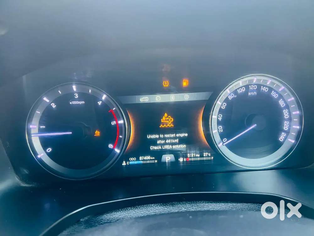 Mahindra Alturas G4 Diesel 2021