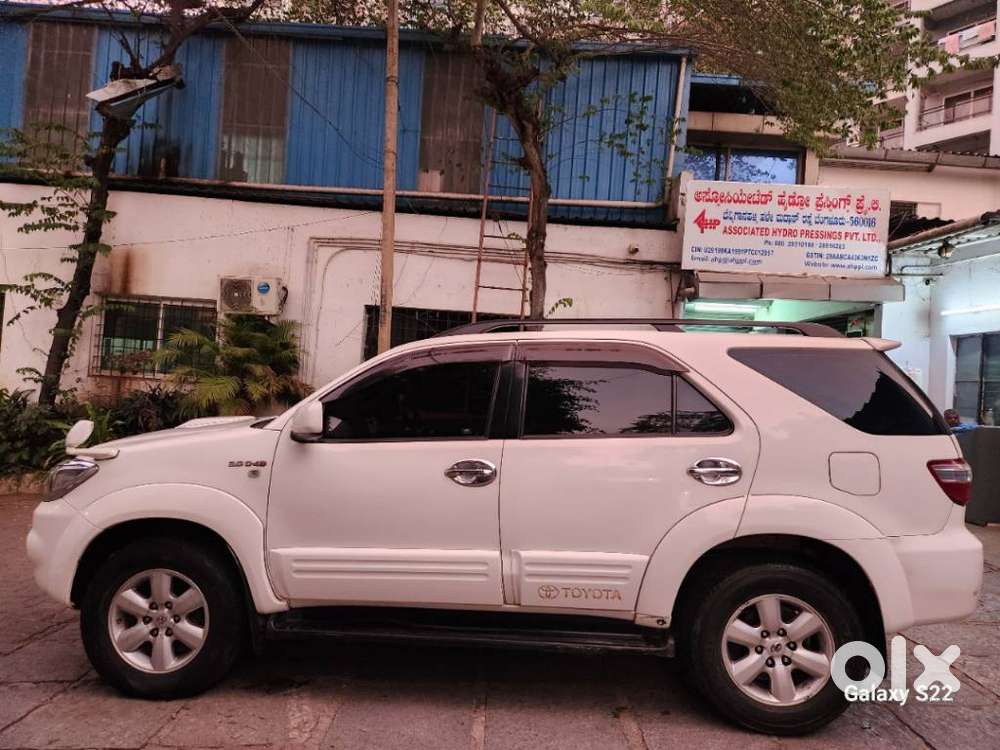 Toyota Fortuner 3.0 4x4 Manual, 2010, Diesel