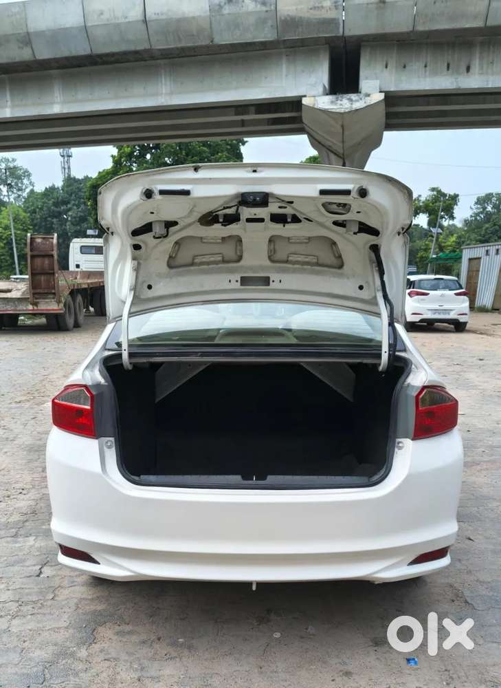Honda City 1.5 V Mt, 2014, Petrol