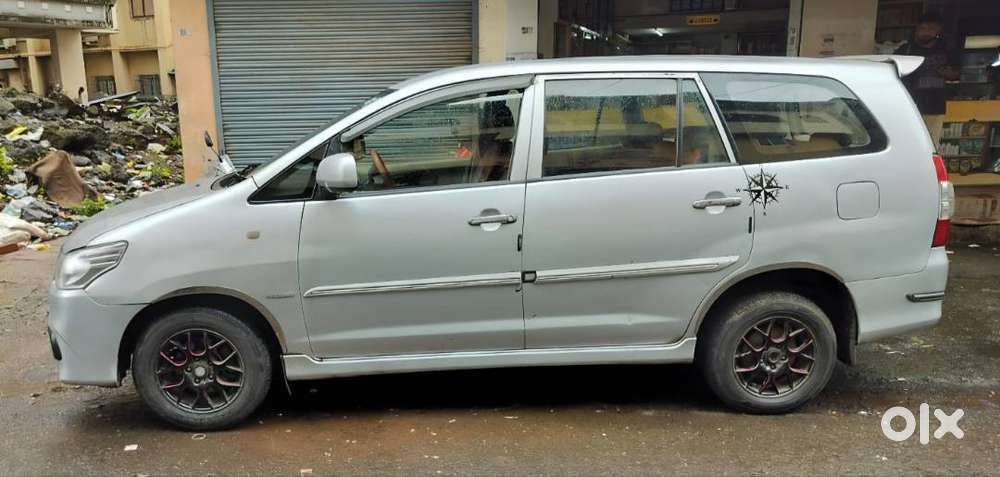 2nd Owner Innova 2012 Diesell