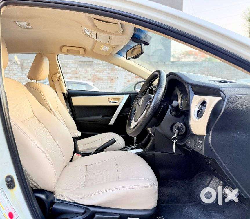 Toyota Corolla Altis 2013-2017 G At, 2017, Petrol