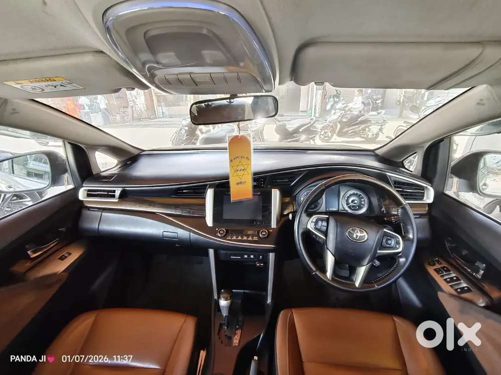 Toyota Innova Crysta 2018 Diesel 142000 Km Driven. Single Hand