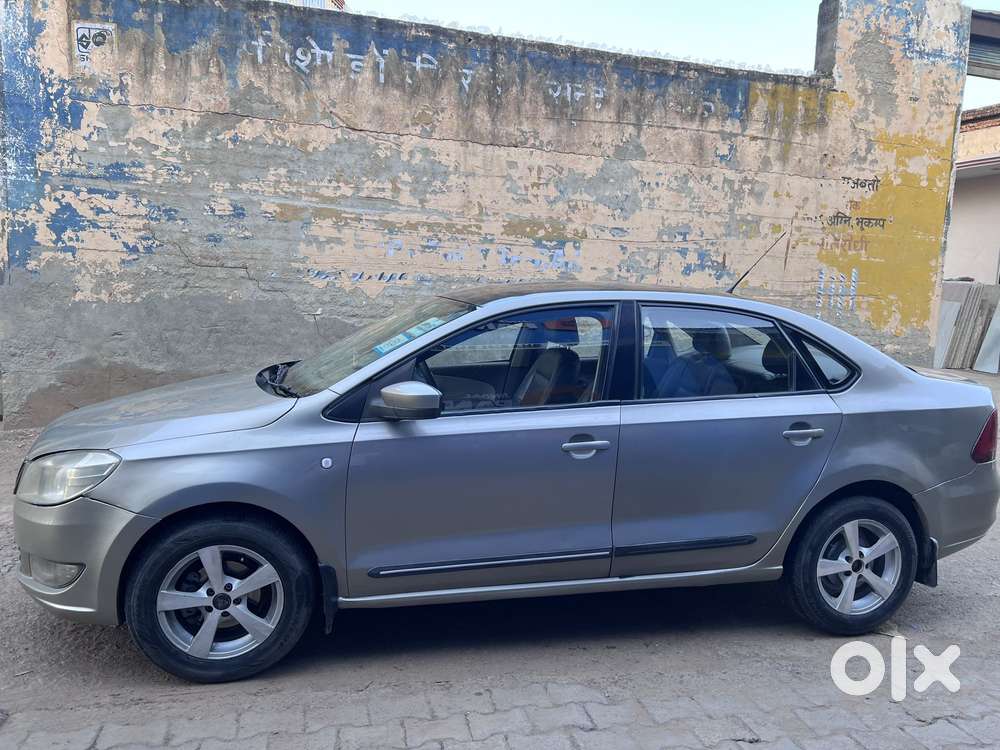 Skoda Rapid 1.5 Tdi Cr Elegance Plus, 2012, Diesel