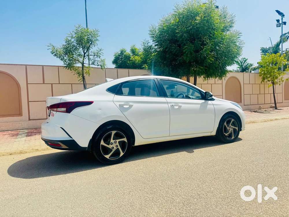 Hyundai Verna 1.5 S Plus Diesel Mt, 2020, Diesel