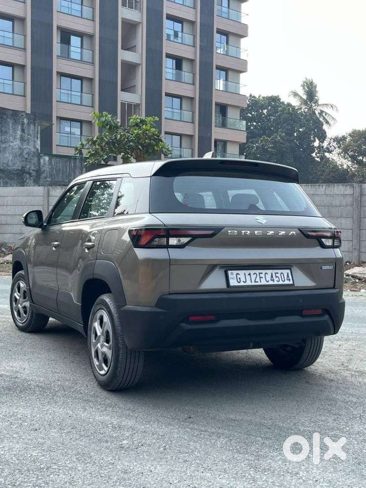 Maruti Suzuki Brezza 1.5 Vxi Smart Hybrid, 2023, Petrol