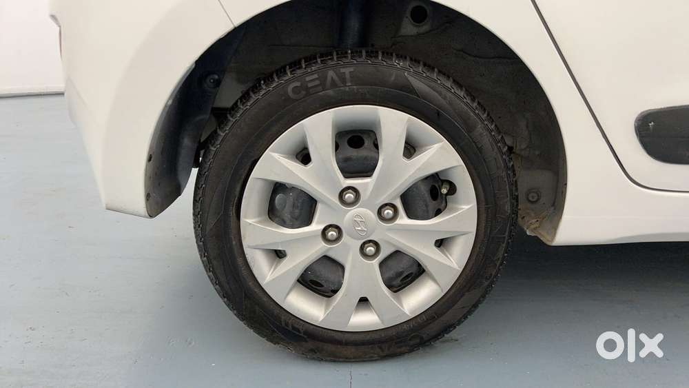 Hyundai Grand I10 1.2 Kappa Sportz, 2015, Petrol
