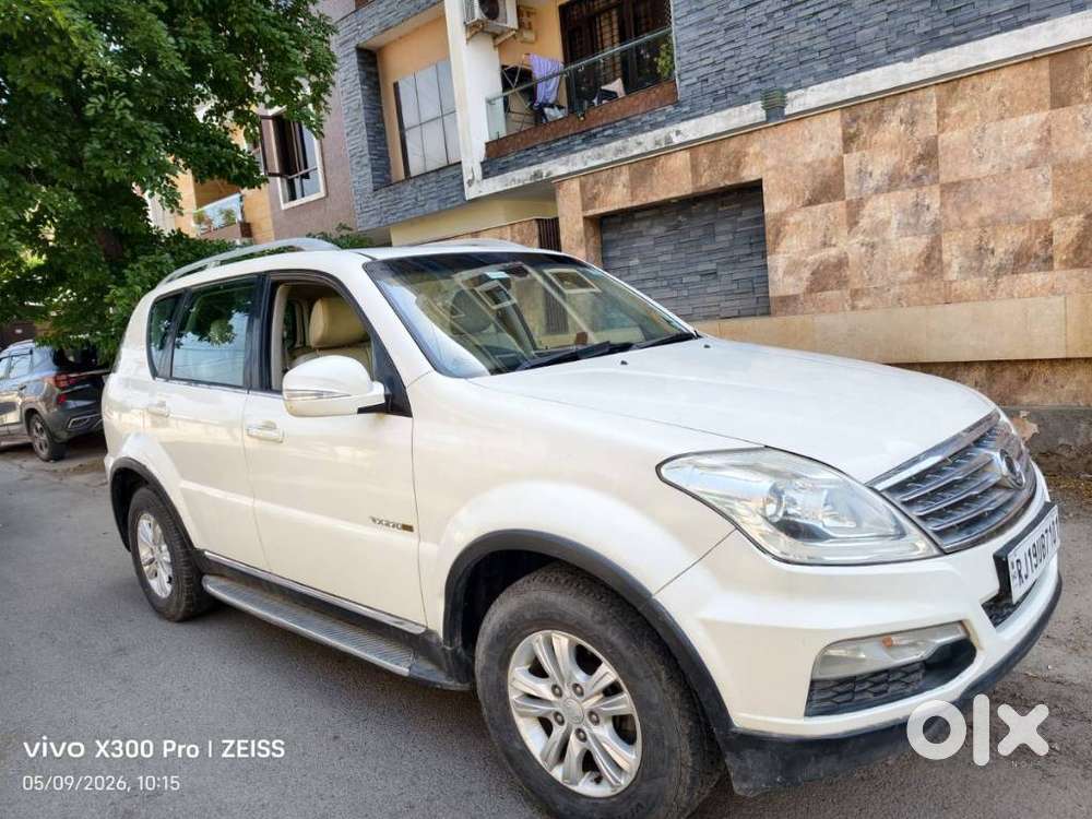 Mahindra Rexton, 2013