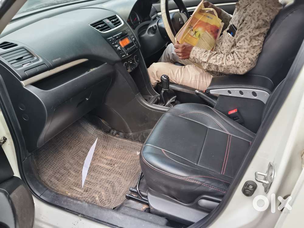 Maruti Suzuki Swift Vxi + Manual, 2015, Petrol
