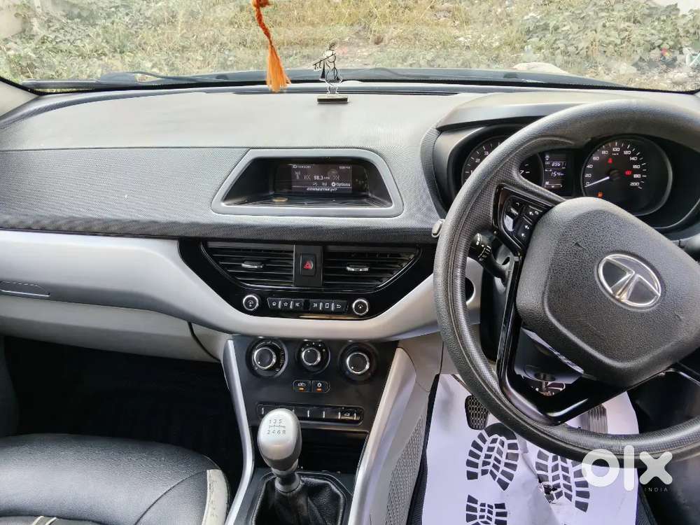 Tata Nexon Revotron 2018 Petrol