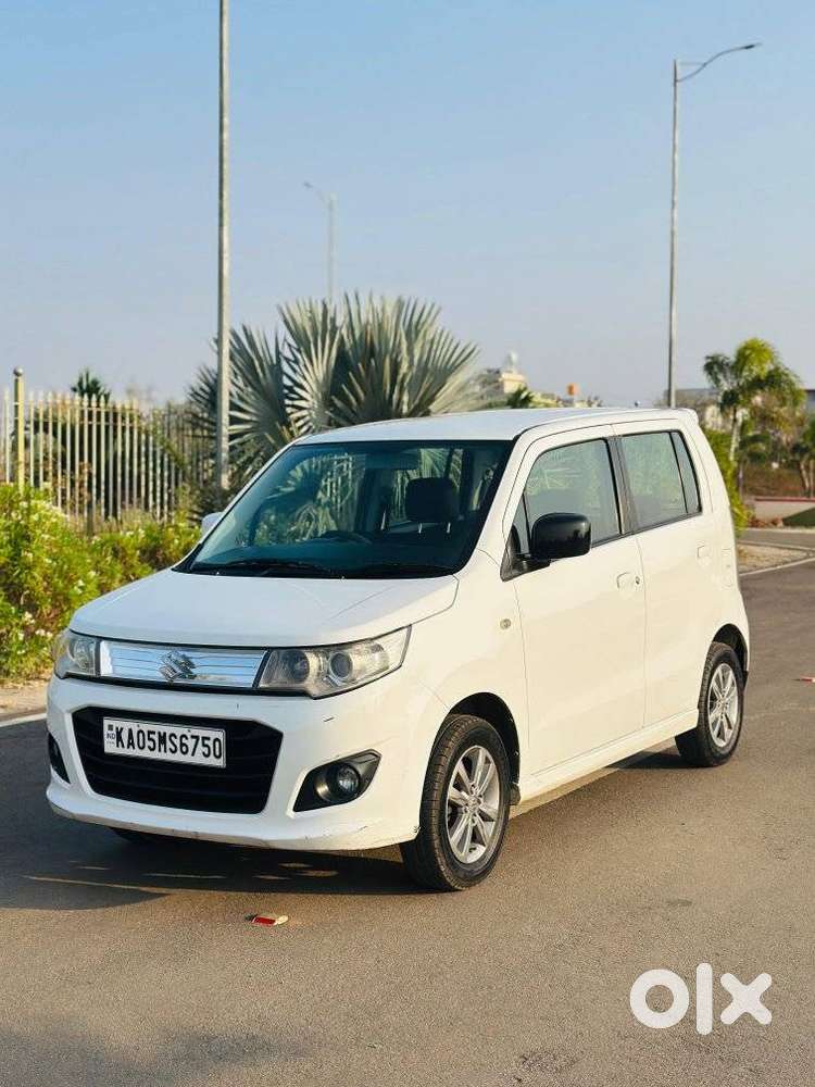 Maruti Suzuki Stingray Vxi, 2015, Petrol