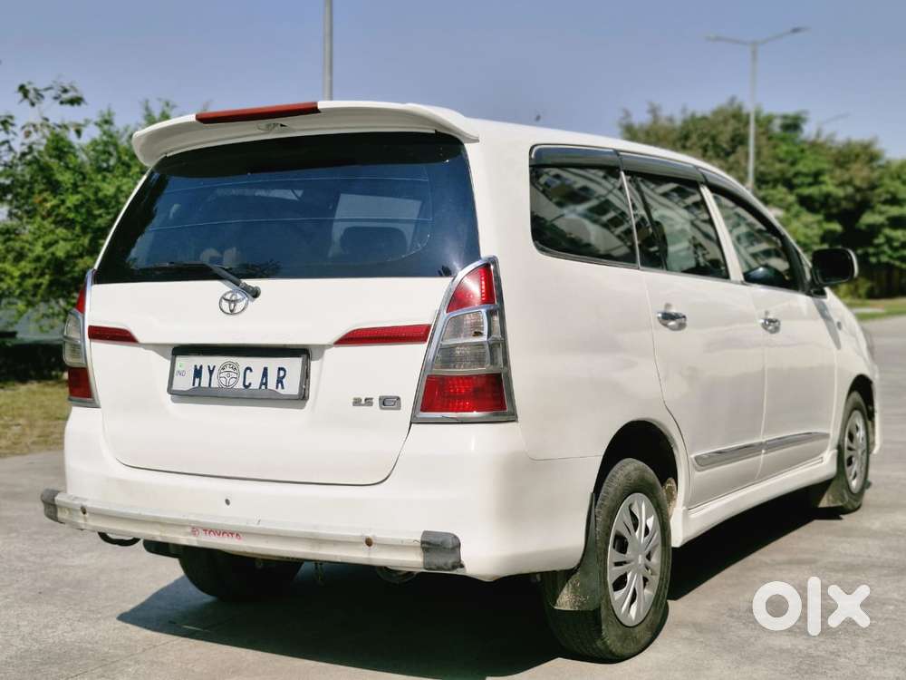 Toyota Innova 2.5 G (diesel) 8 Seater, 2015, Diesel