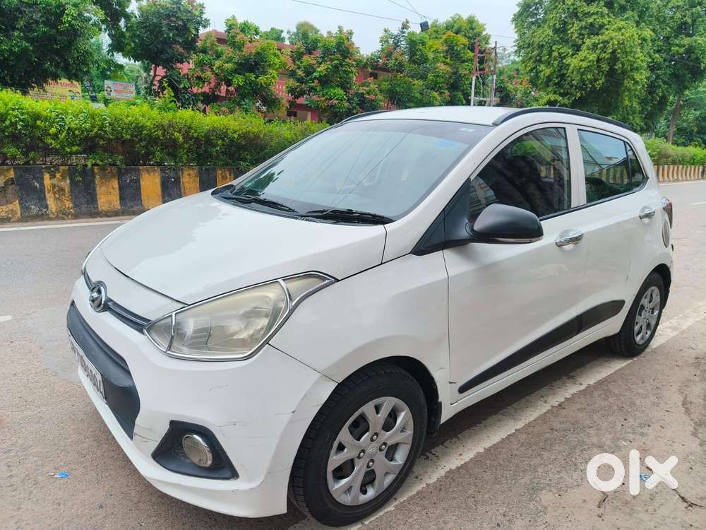 Hyundai Grand I10 Sportz Edition, 2015, Petrol