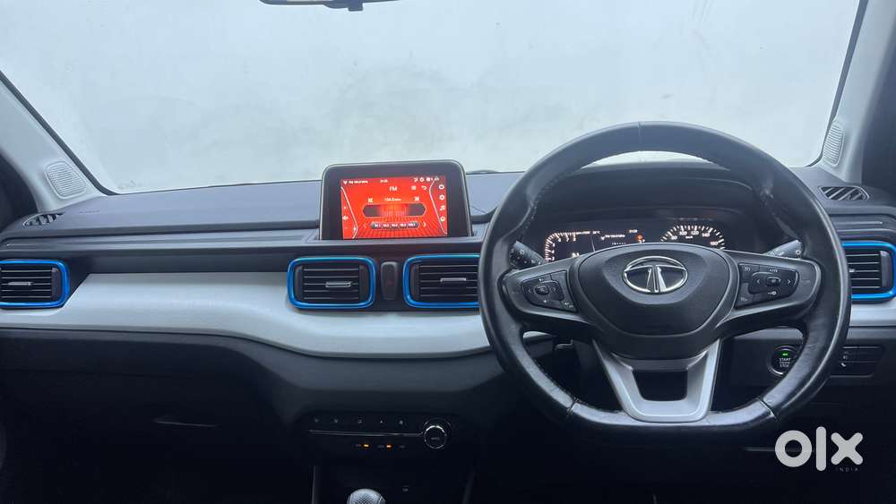 Tata Punch Creative Amt, 2022, Petrol