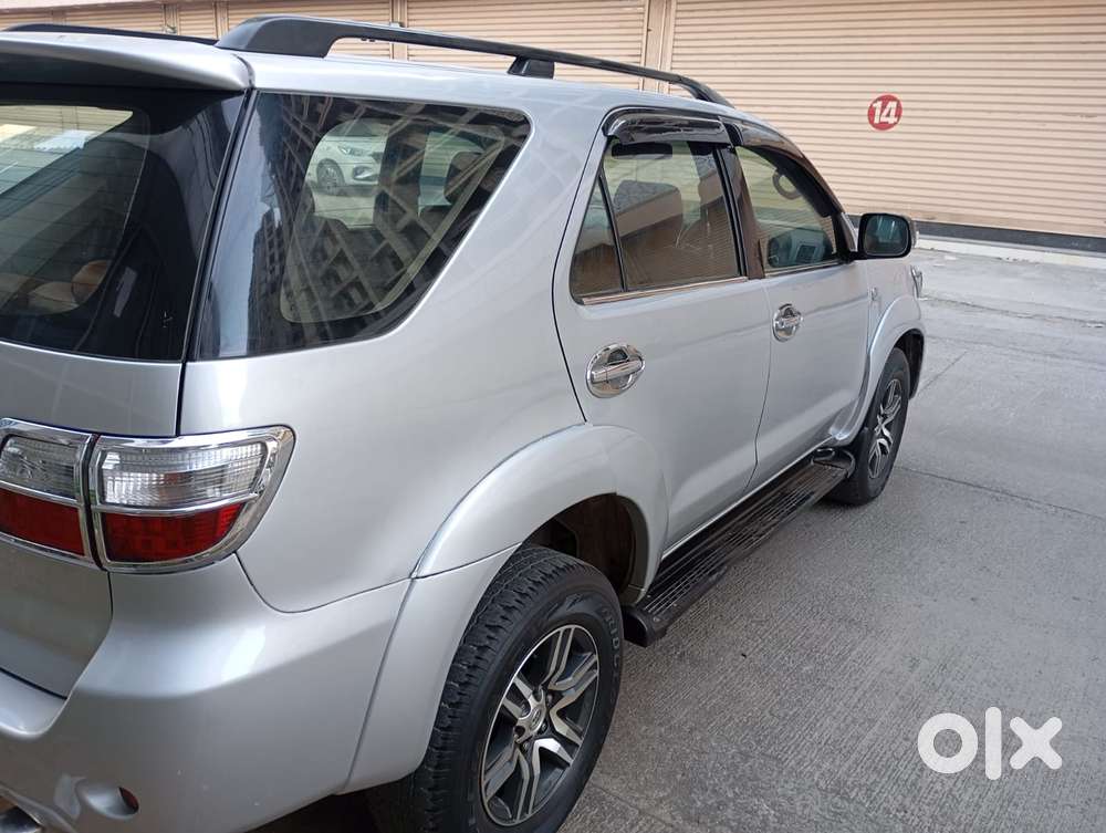 Toyota Fortuner, 2010, Diesel
