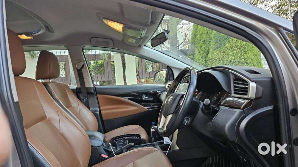 Toyota Innova Crysta [2020-ongoing] 2.4 Zx At 7 Str, 2022, Diesel