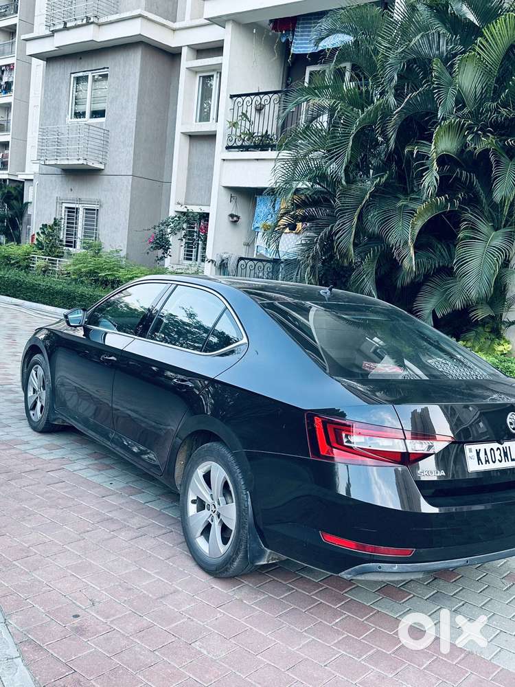 Skoda Superb Style 1.8 Tsi At, 2016, Petrol