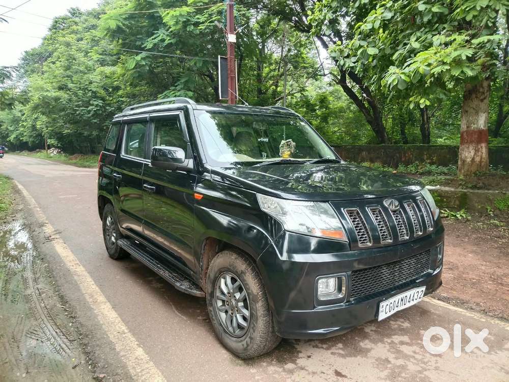 Mahindra Tuv 300 T10 Amt (automatic), 2018, Diesel
