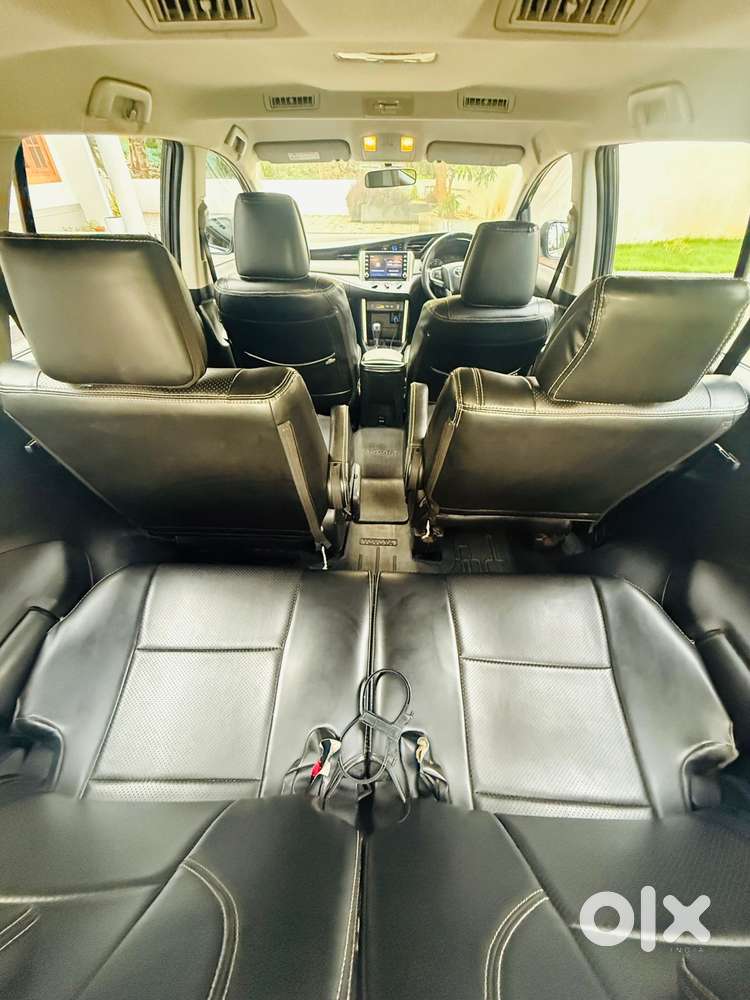 Toyota Innova Crysta 2.4 Gx Limited Edition At 7 Str, 2021, Diesel