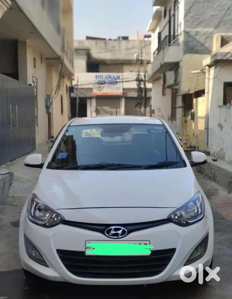 Hyundai I20 Sportz 1.2 Bs-iv, 2012, Diesel