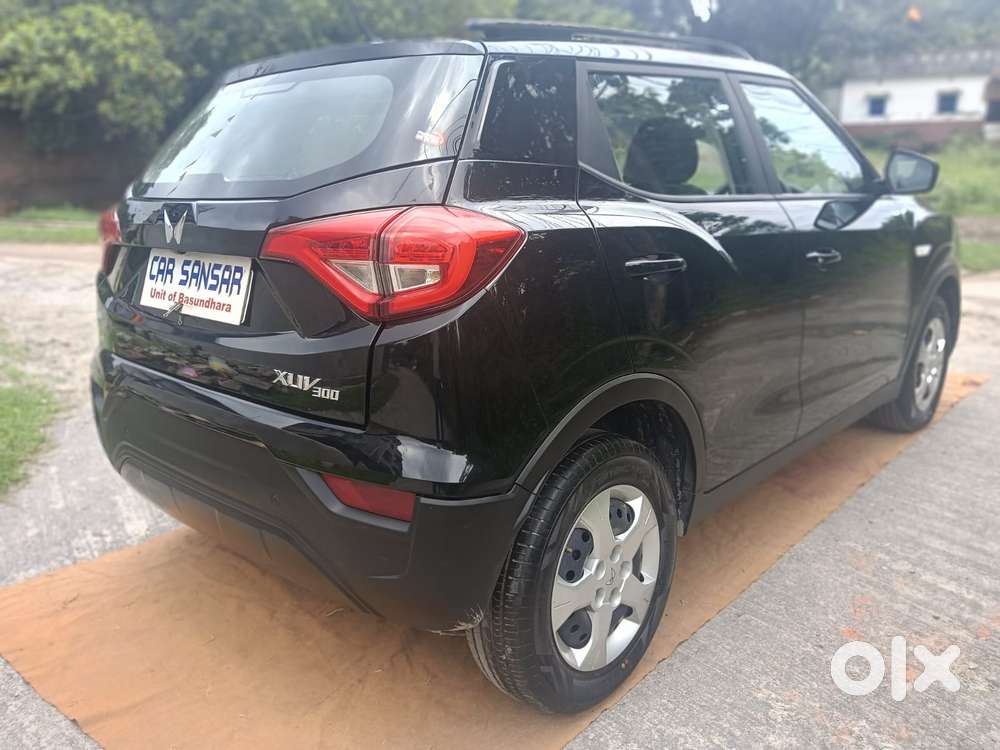 Mahindra Xuv300 W6, 2024, Petrol