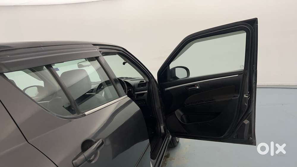 Maruti Suzuki Swift Vvt Vxi, 2017, Petrol