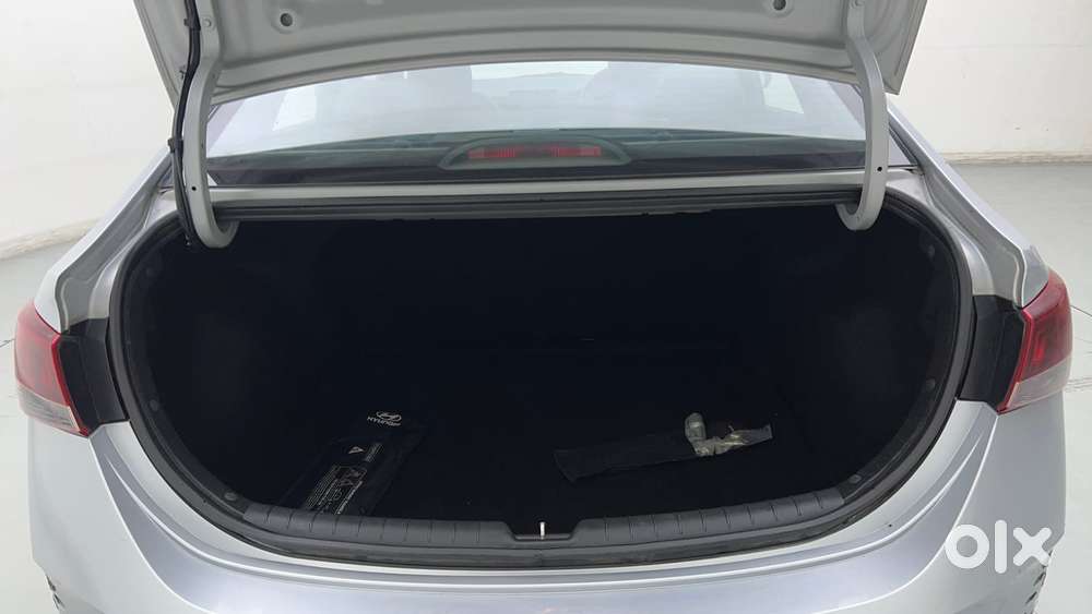 Hyundai Verna 1.0 Sx (o) Turbo Gdi Dct, 2022, Petrol