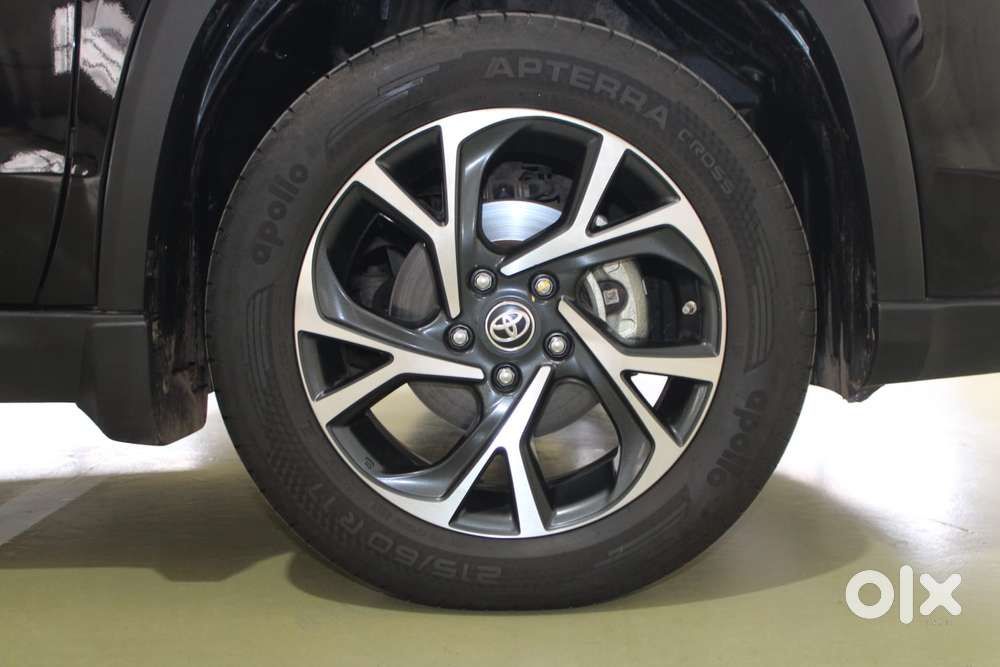 Toyota Urban Cruiser Hyryder 1.5 V Hybrid, 2023, Petrol