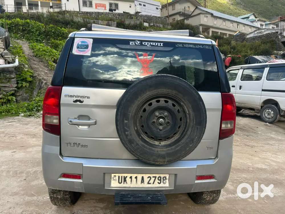महिंद्रा Tuv 300 2018 फर्स्ट ओनर  Mahindra Tuv 300 2018 1st