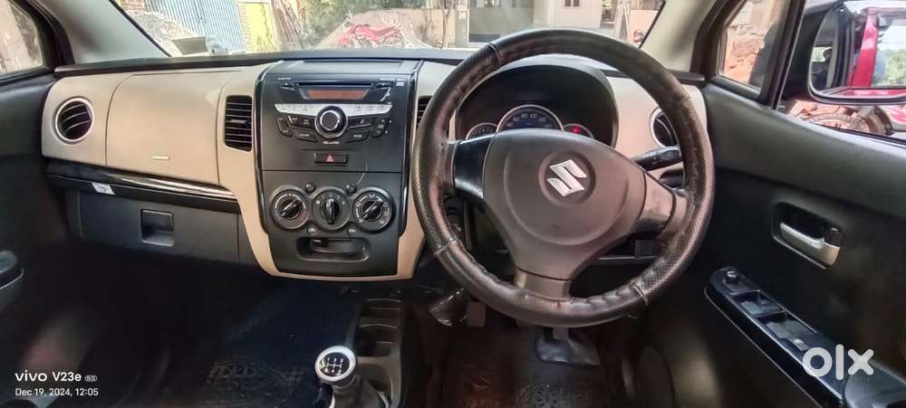 Maruti Suzuki Wagon R Vxi 1.0, 2017, Petrol