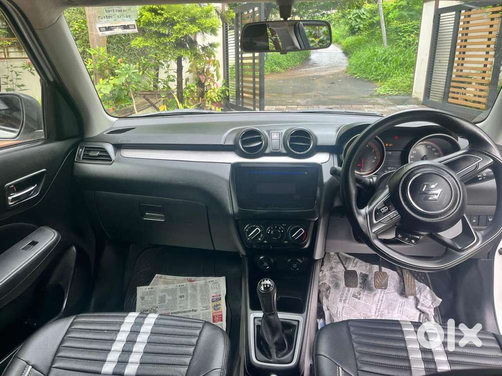 Maruti Suzuki Swift Vxi Optional, 2021, Petrol