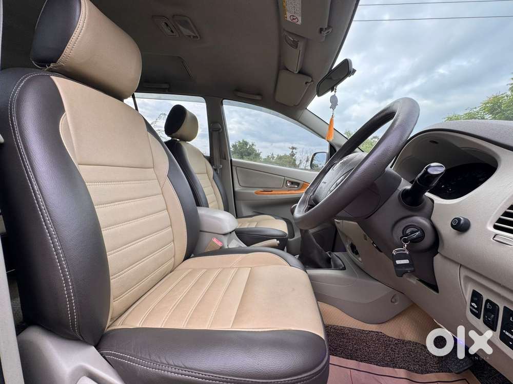 Toyota Innova 2.5 Ev Ps 7 Str Bs-iii, 2011, Diesel