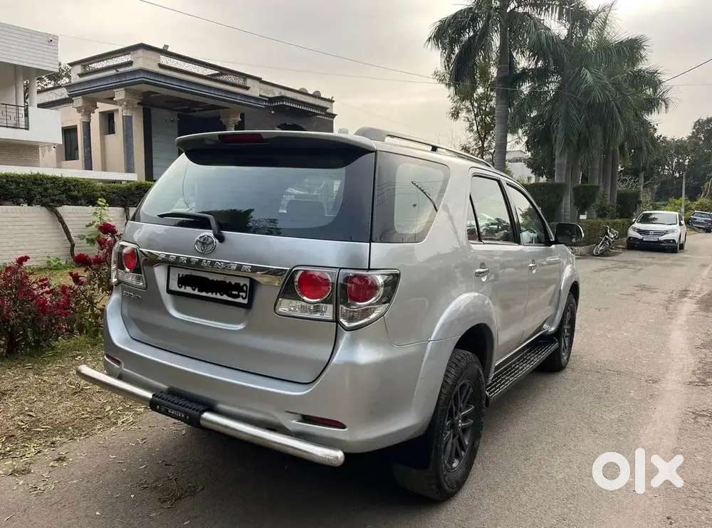 Toyota Fortuner 2015 Diesel Well Maintained