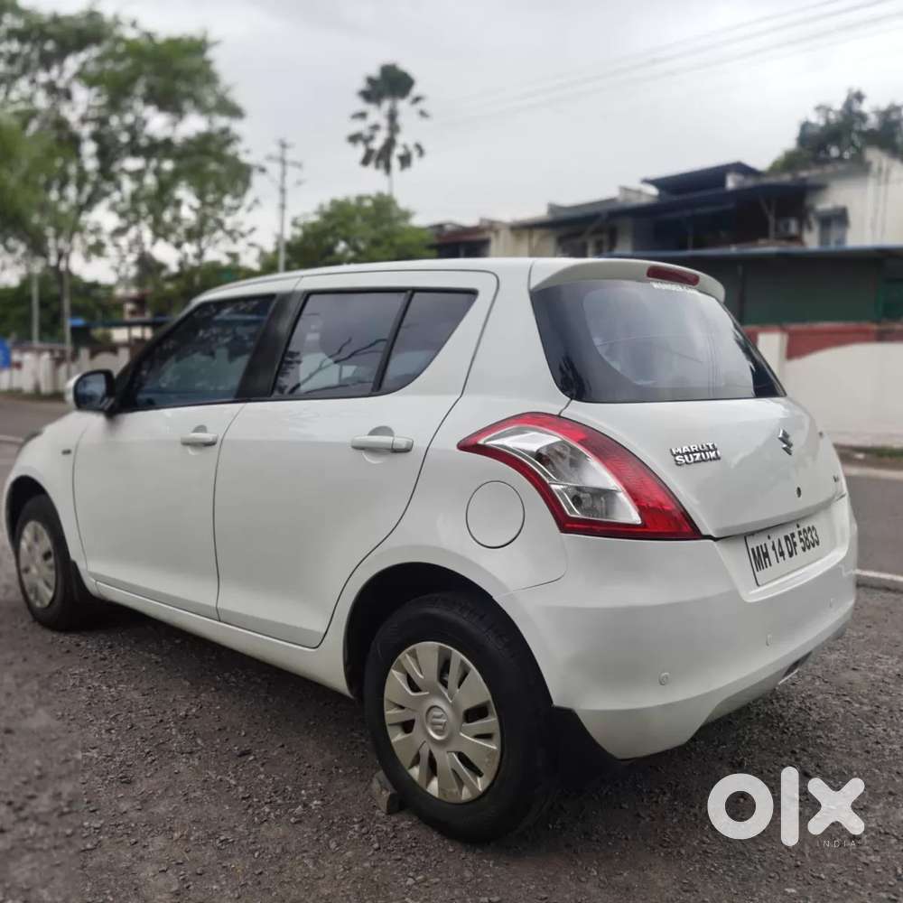 Maruti Suzuki Swift Vxi, 2012, Petrol