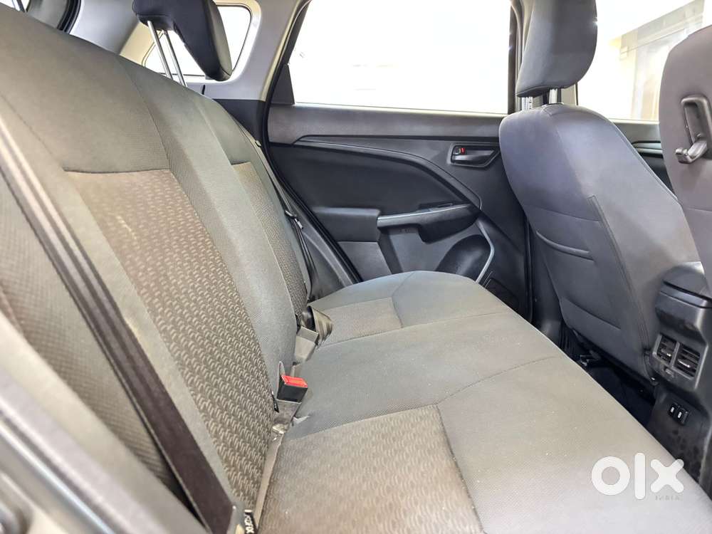 Maruti Suzuki Brezza 1.5 Vxi Smart Hybrid, 2024, Petrol