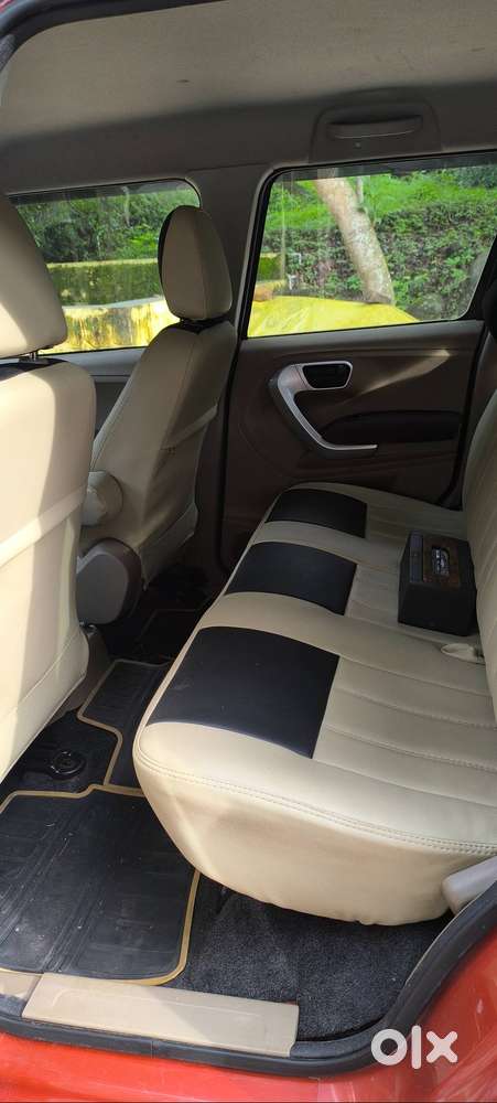 Tuv300 T8 Amt 2016 – Low Km, Fully Loaded Suv, Dealer Maintained