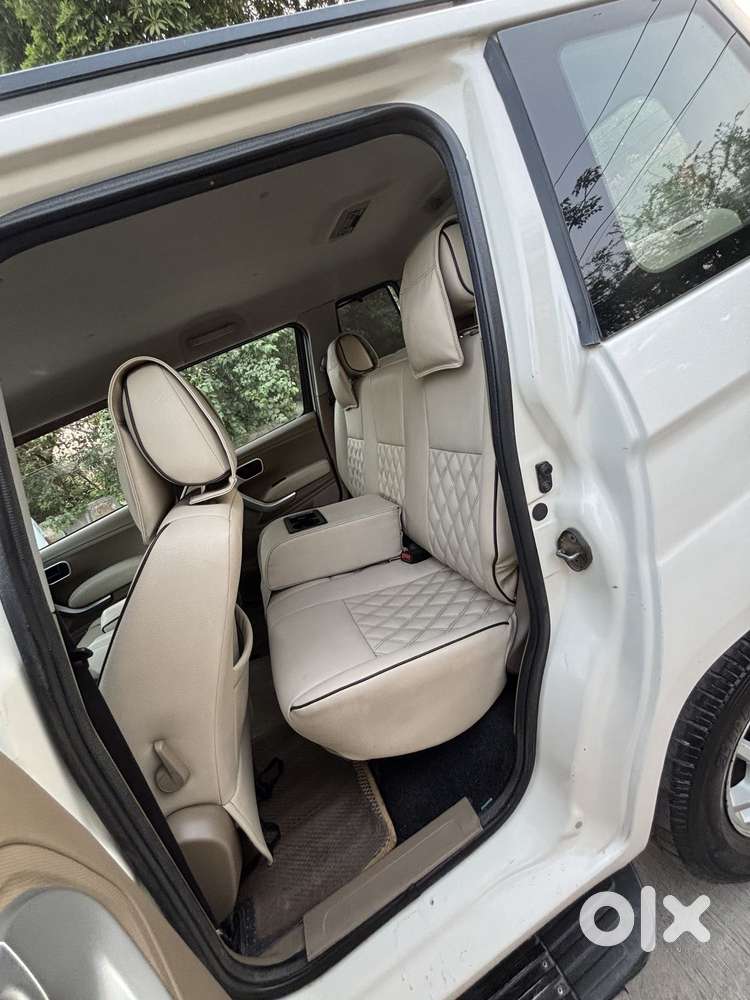 Mahindra Tuv 300 Mhawk100 T8 Amt, 2016, Diesel