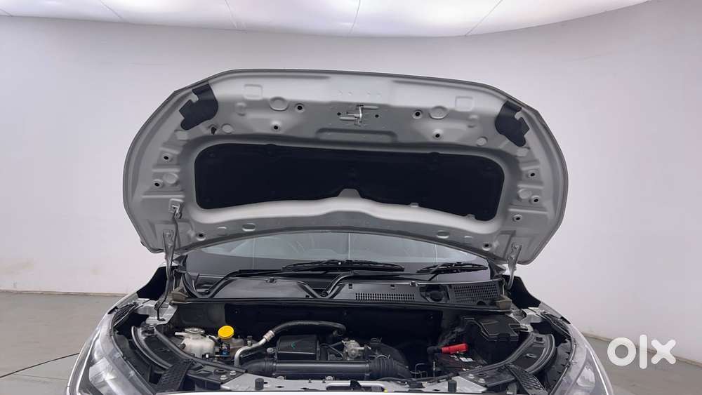 Nissan Magnite 1.0 Xv, 2023, Petrol