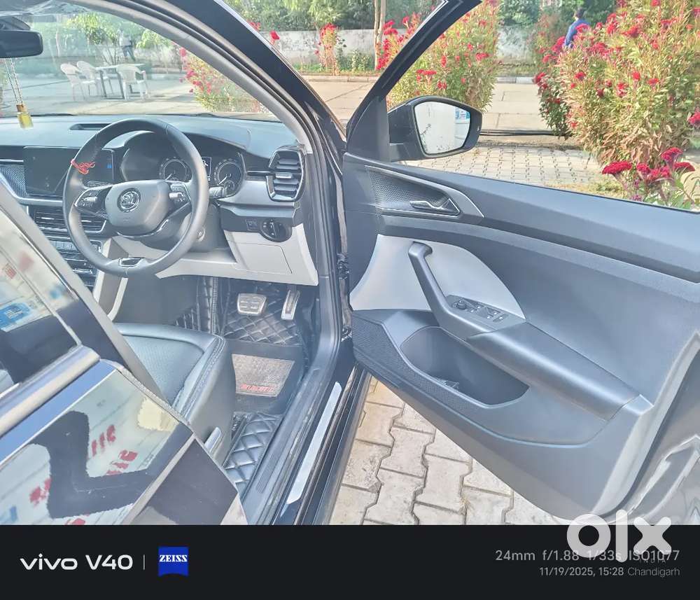 Skoda Kushaq 2024 Petrol 6525 Km Driven