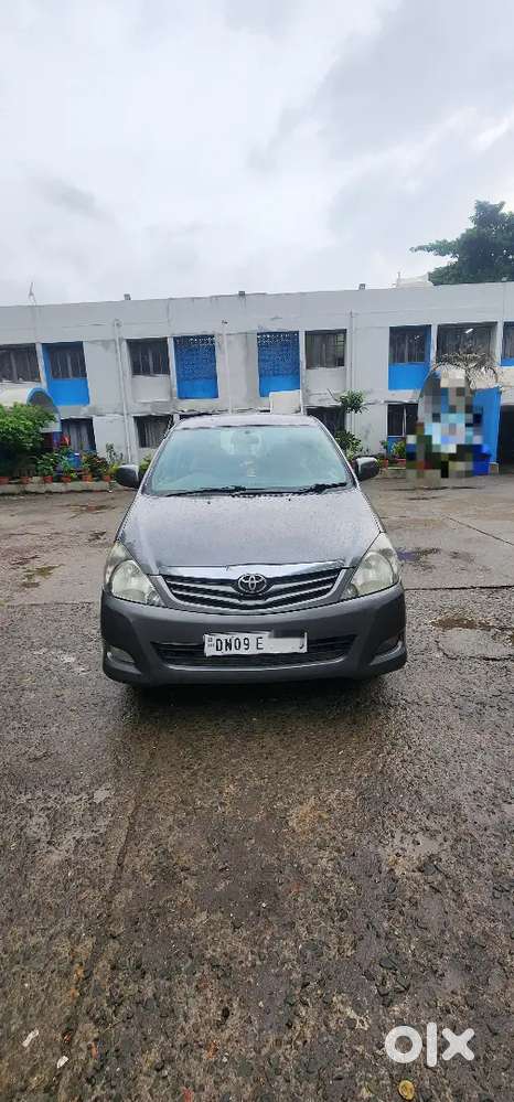 Toyota Innova 2.5 2009 One Hand Use In Family