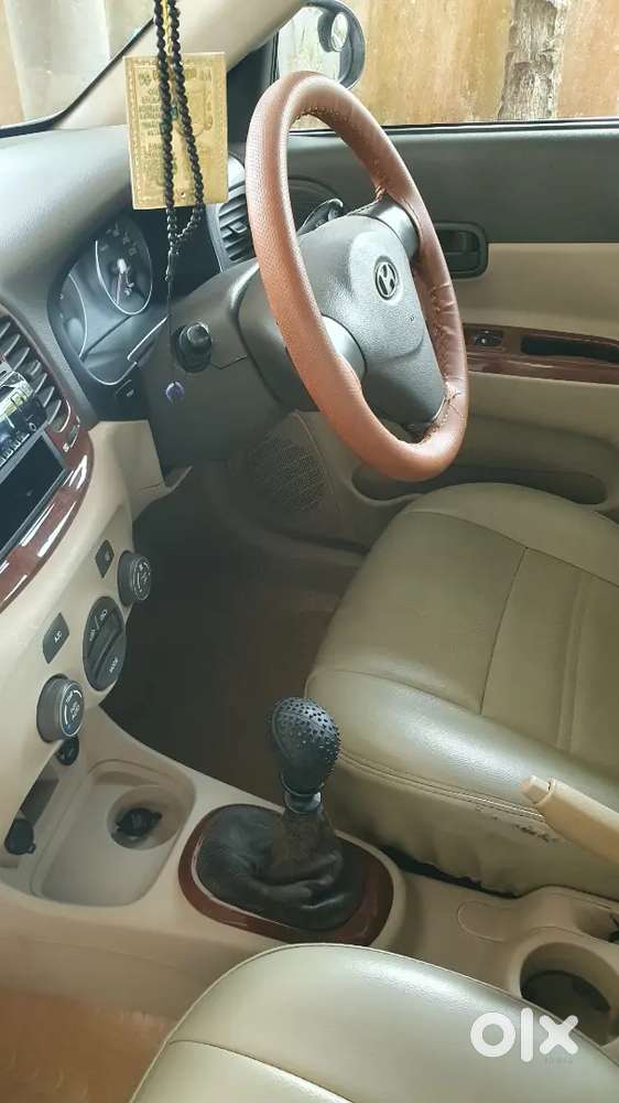 Hyundai Verna Crdi Sx Vgt 2009 Model