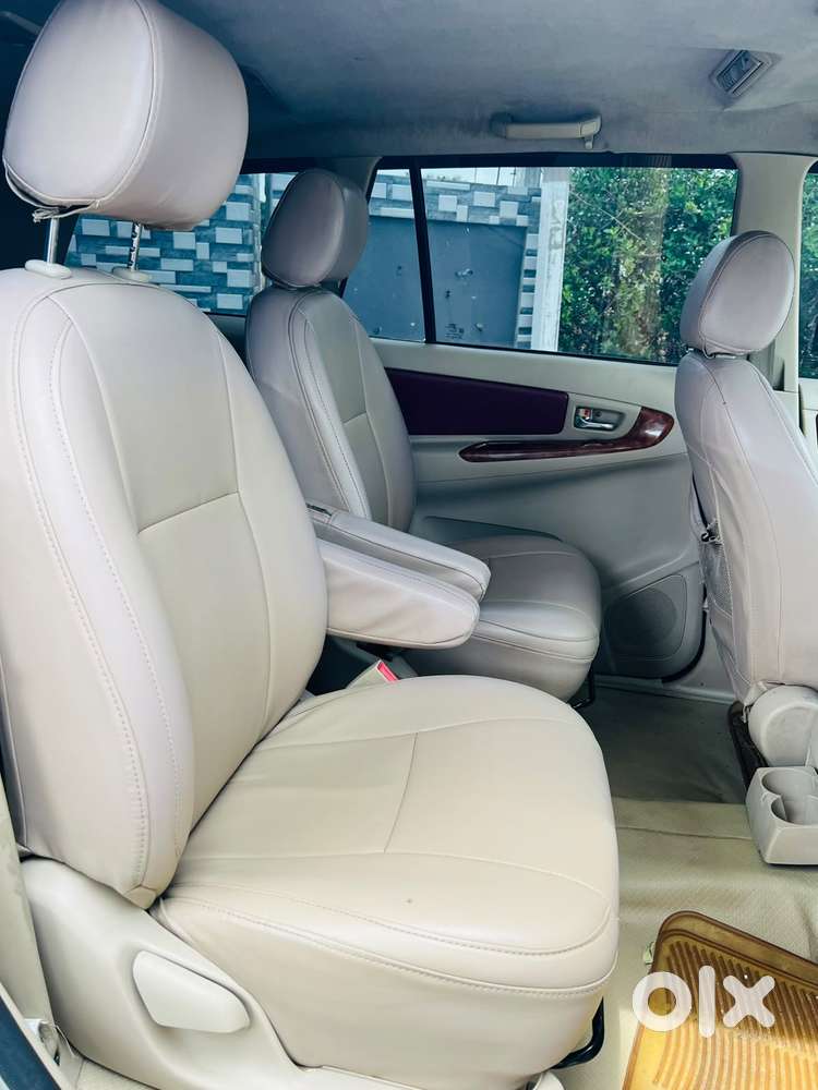 Toyota Innova 2.5 V 7 Str, 2008, Diesel