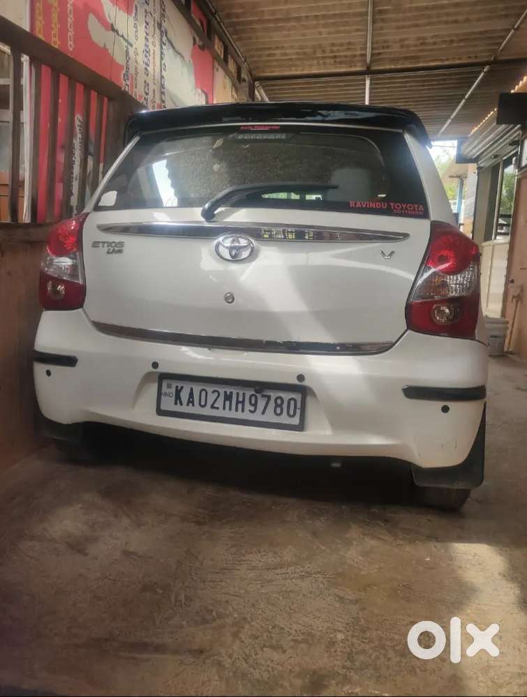 Toyota Etios Liva V 2013 Petrol 83500 Km Driven