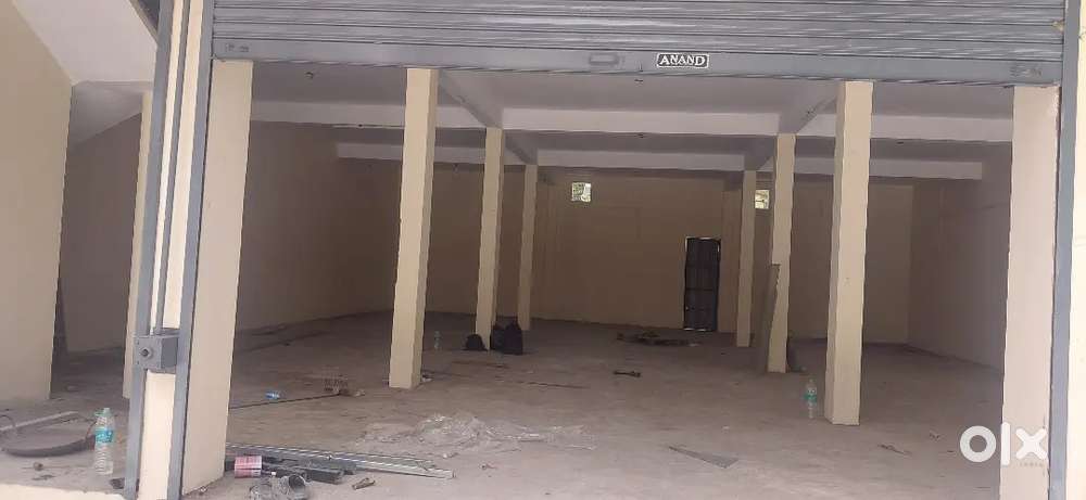 2000 sqaure feet Godown space/Office Space at ELAMAKKARA For Rent