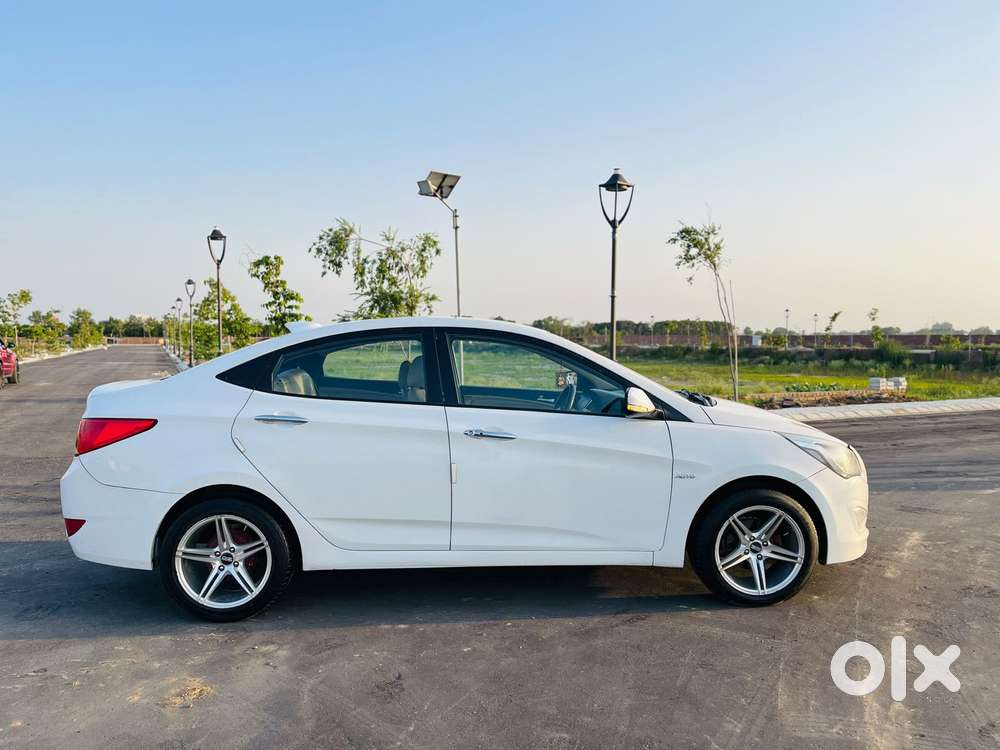 Hyundai Fluidic Verna 1.6 Vtvt S (o) Automatic, 2015, Petrol
