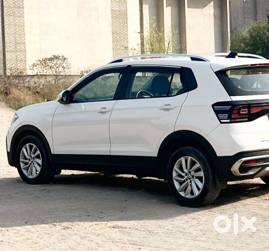 Volkswagen Taigun 1.0 Tsi Highline At, 2022, Petrol