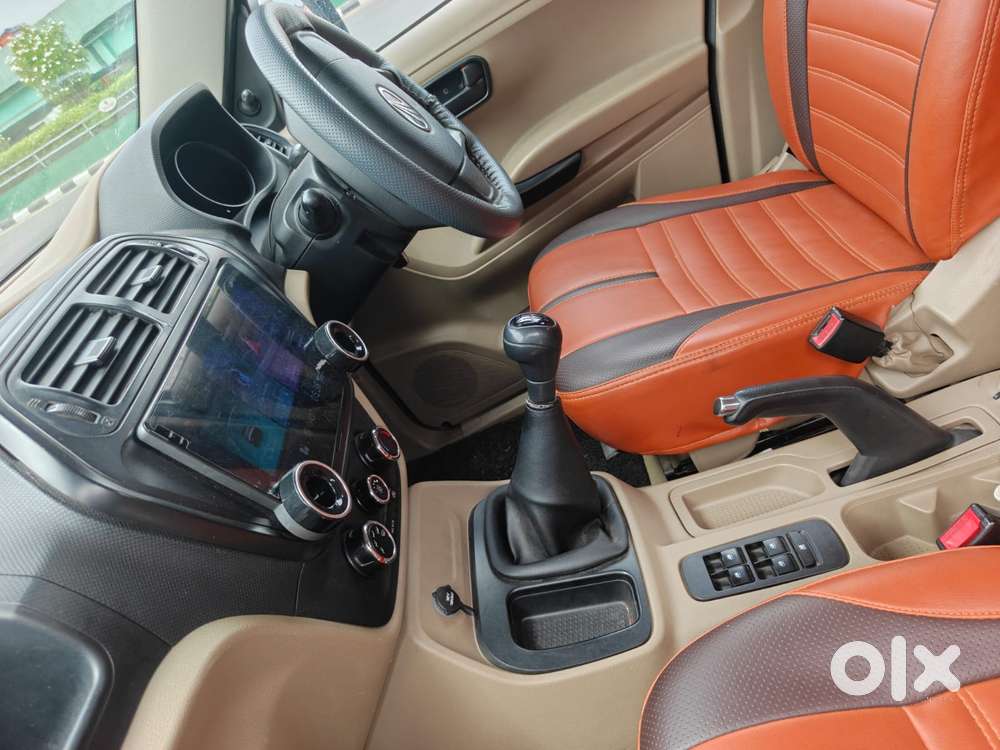 Mahindra Tuv 300 Plus P4, 2019, Diesel
