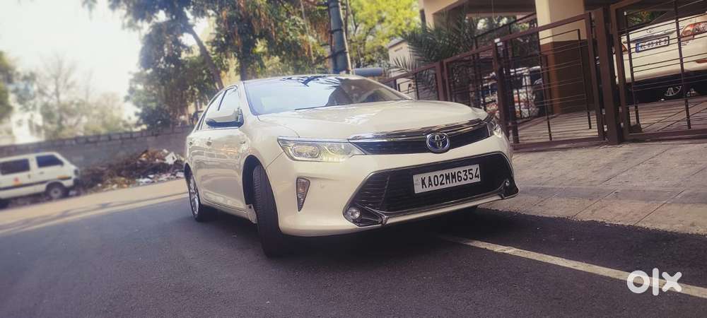 Toyota Camry Hybrid, 2017, Petrol