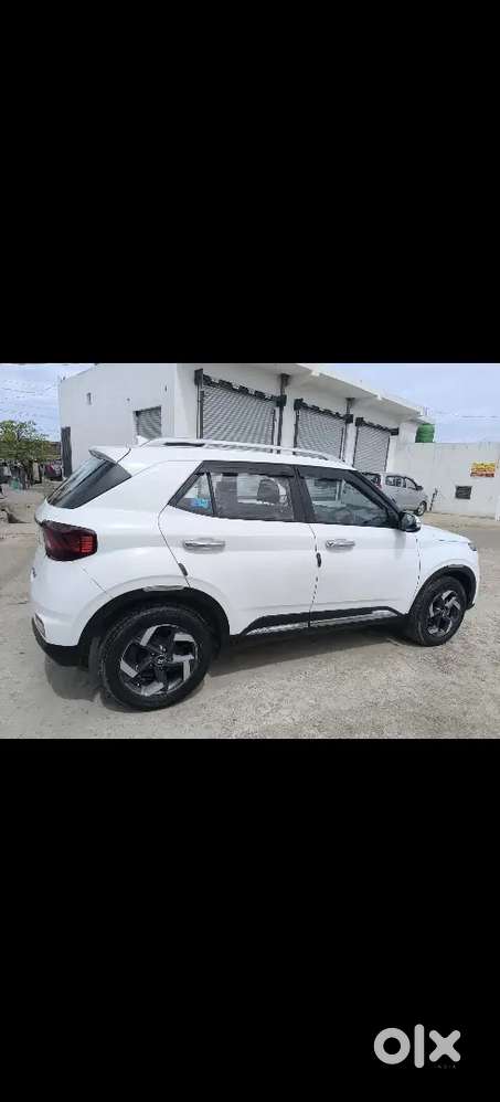 Hyundai Venue Crdi 2019 (december Registered)