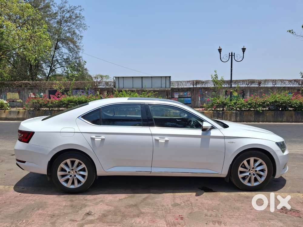 Skoda Superb 2.0 L&k Tsi At, 2019, Petrol